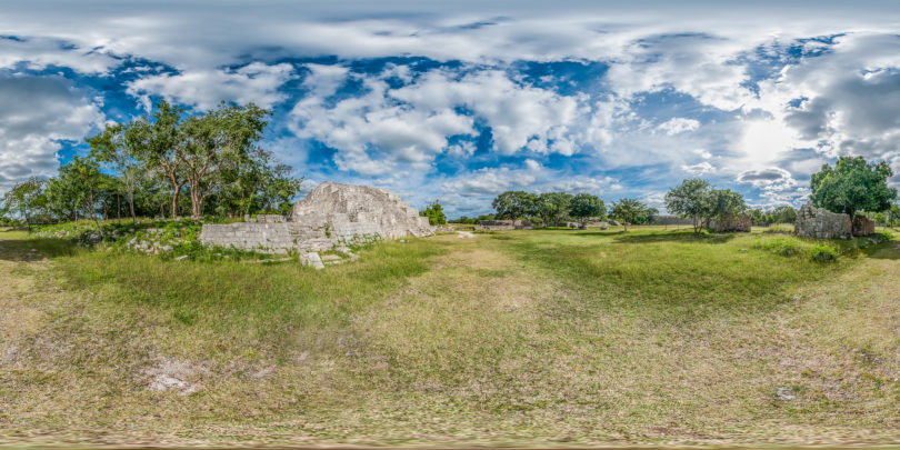 Dzibilchaltún in Mérida, Yucatan